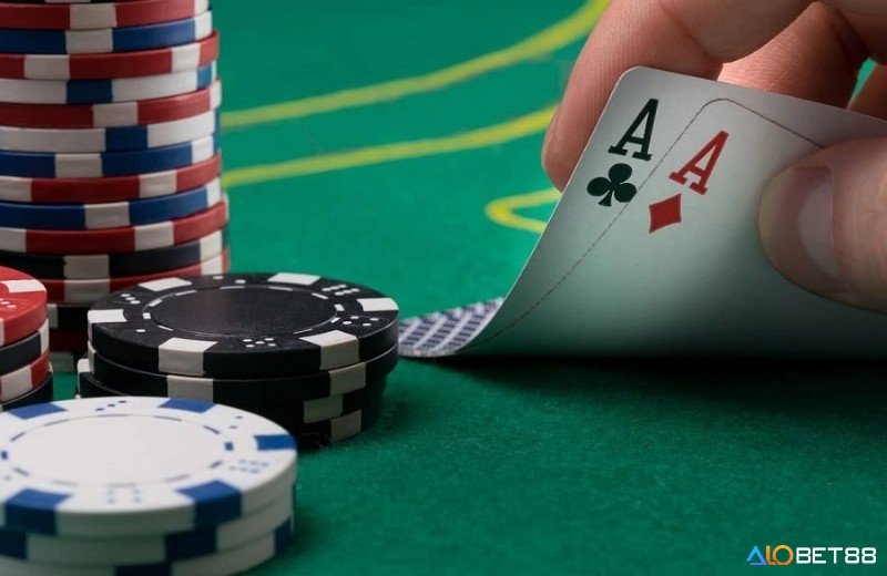 Cách chơi Stud Poker không quá khó